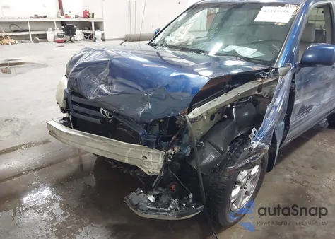 2005 Toyota Highlander from USA, damaged, VIN JTEDD21A550131579